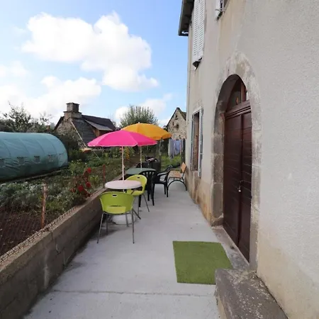 Chaleureux Avec Jardin, Proche De Salers, Activites Nature Et Sports D'hiver, Wi-fi Inclus - Fr-1-742-372 Σπίτι διακοπών